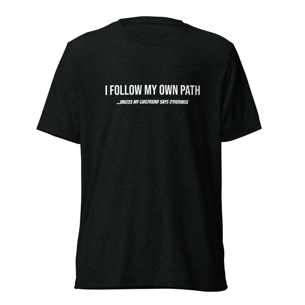 Streetwear Bundle – Trucker Cap + Vintage Tee