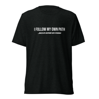 Streetwear Bundle – Trucker Cap + Vintage Tee